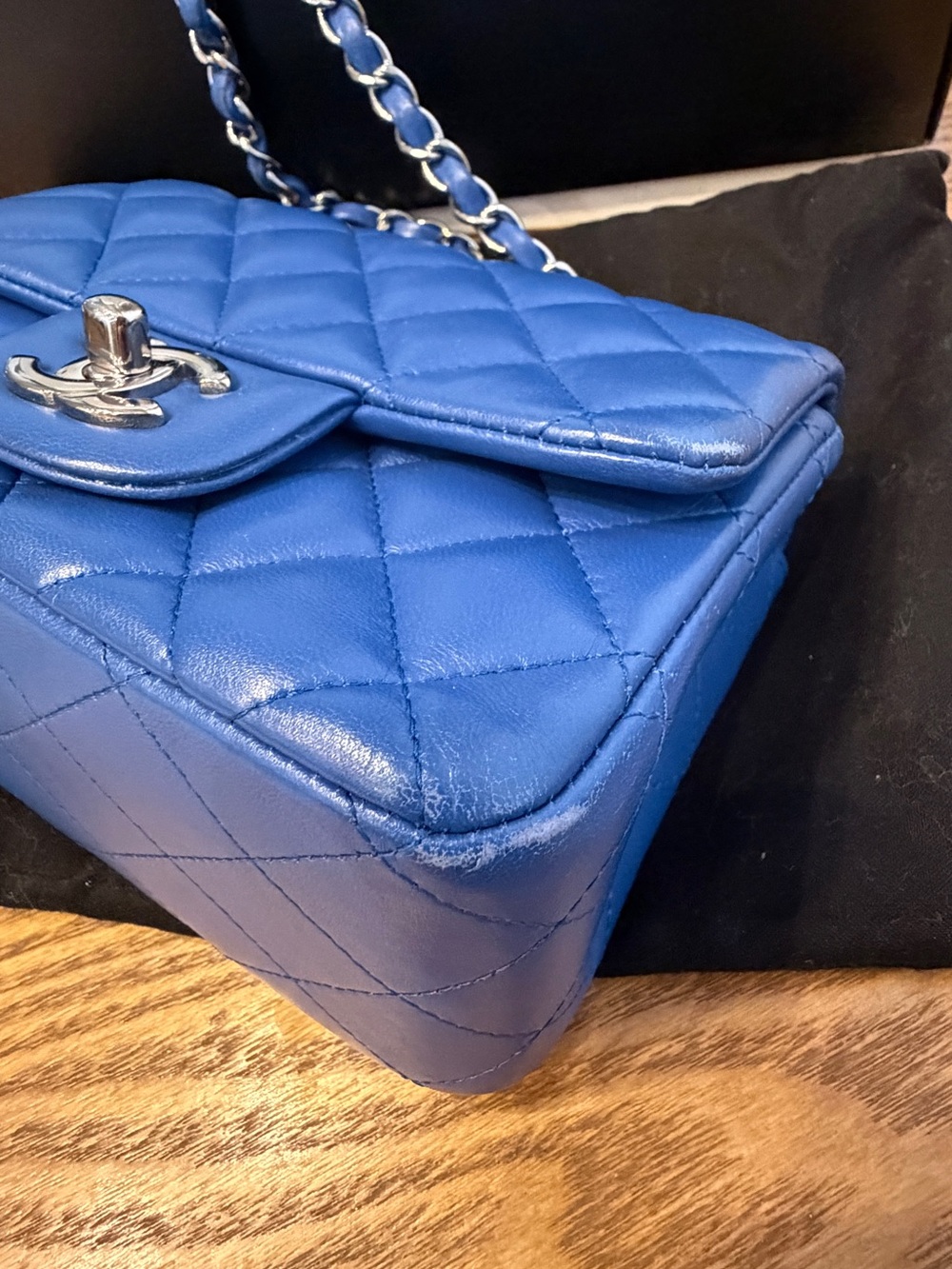 CHANEL square Quilted Lambskin Mini Flap Bag in Bright blue - Picture 4 of 9